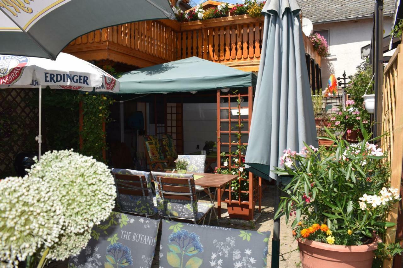 Marktstuebchen An Der Schoenen Loreley Bornich 外观 照片